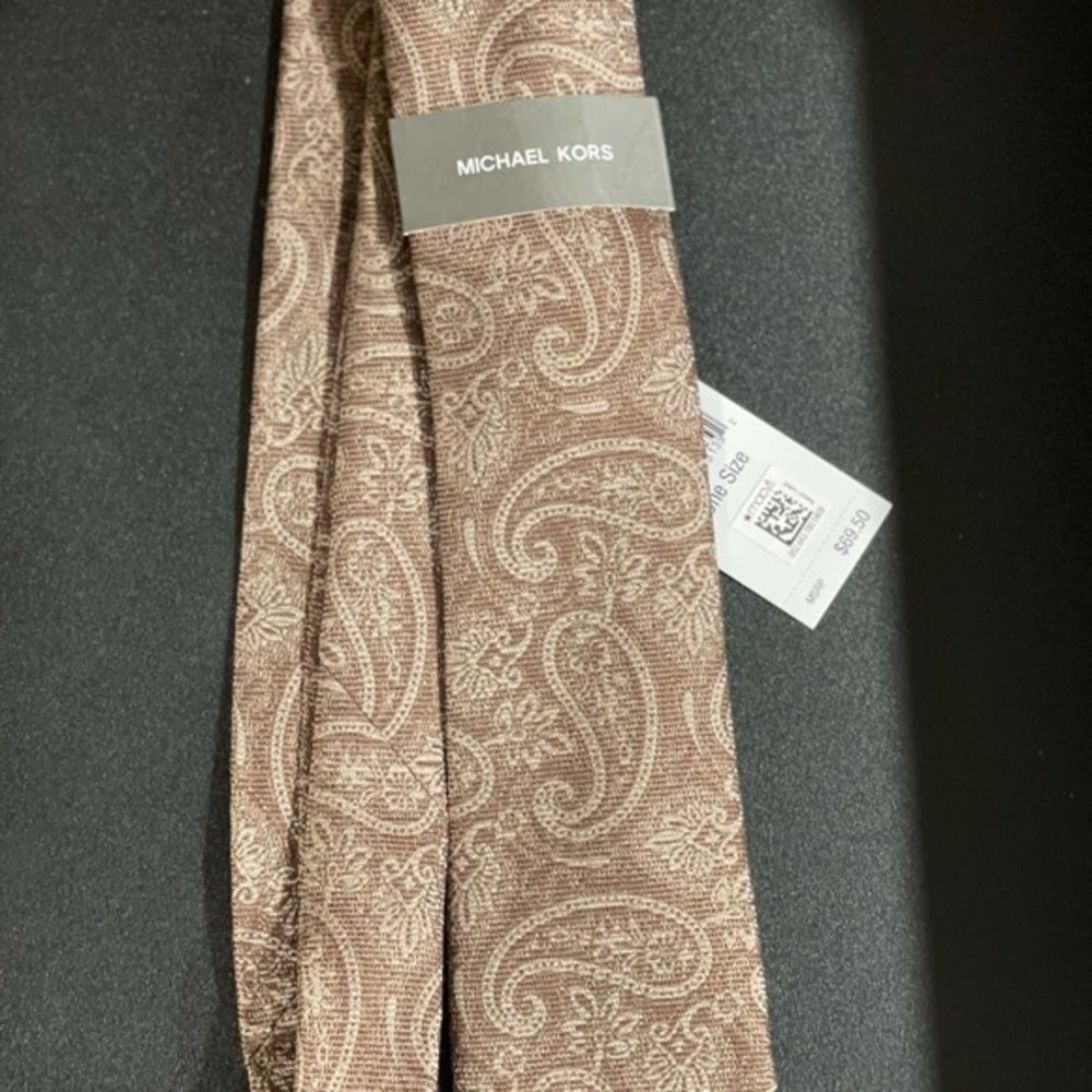 MICHAEL KORS TIE BRAND NEW